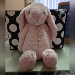 ✨️Bashful Blush Bunny✨️